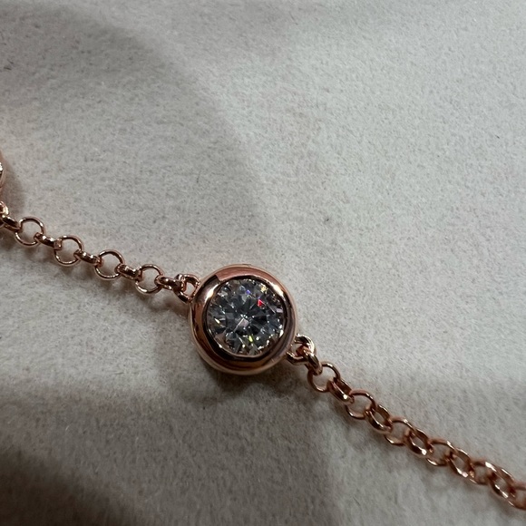 Infinity charm bracelet moissanite - Picture 13 of 14